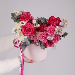 shlyapnaya korobka s cvetami 6